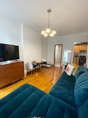 Rented by Oxford Property Group | media 3