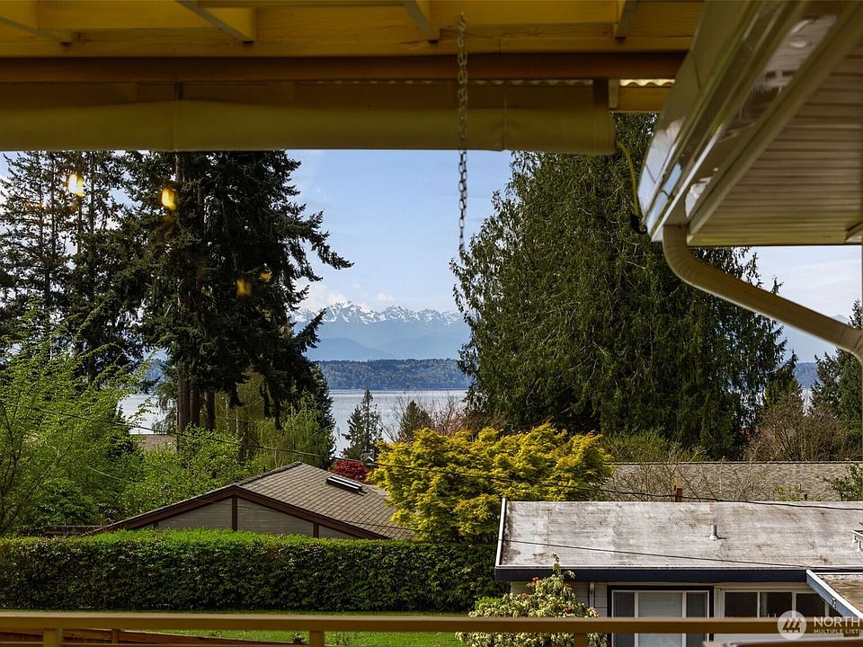 1st image of 8957 188th Street SW