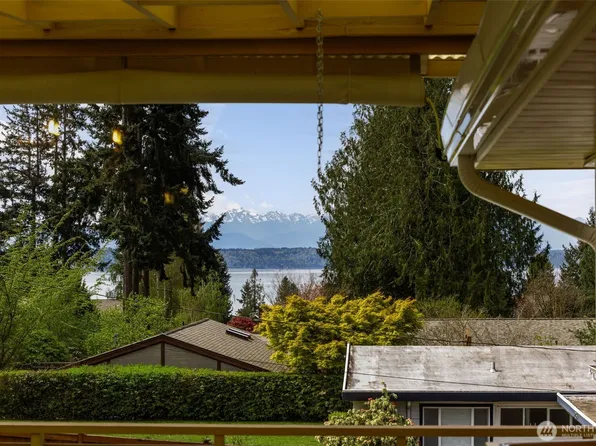 8957 188th Street SW, Edmonds, WA 98026