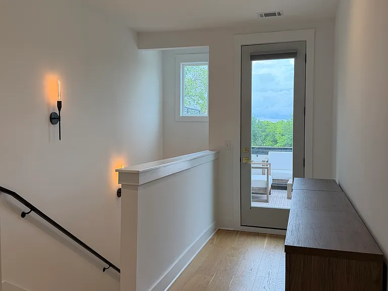 828A Watts Ln — Photo 20
