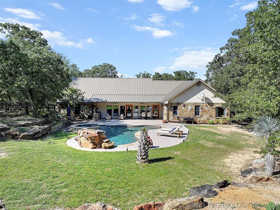 1st image of 780 Rickets Ln