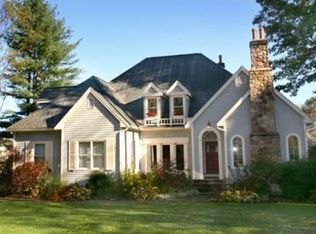 8 River Meadow Dr, West Newbury, MA 01985