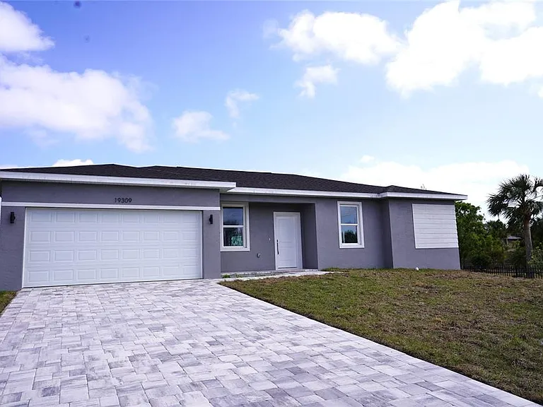 19309 Midway Blvd — Photo 2