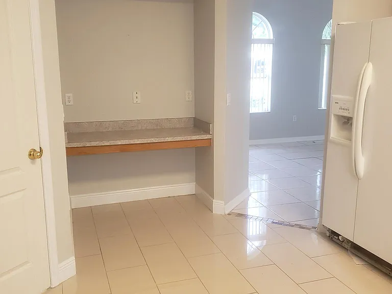 9967 Shadow Creek Dr — Photo 8