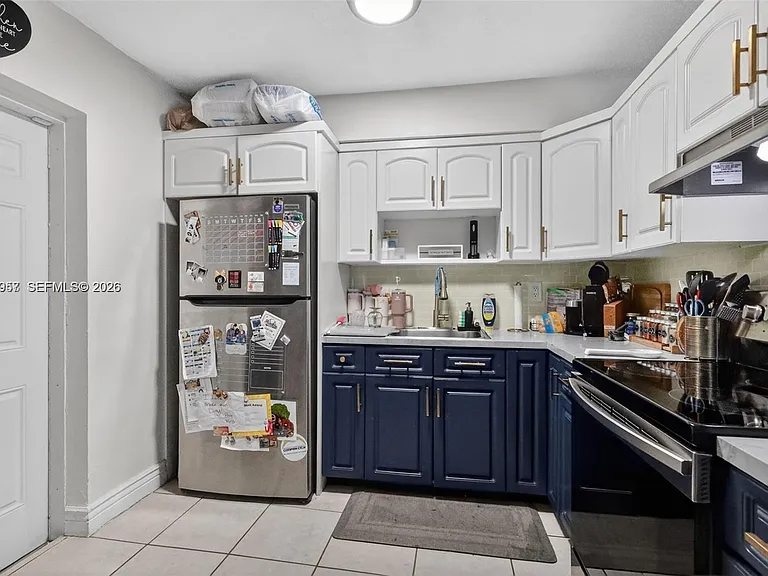 6791 Scott St — Photo 8