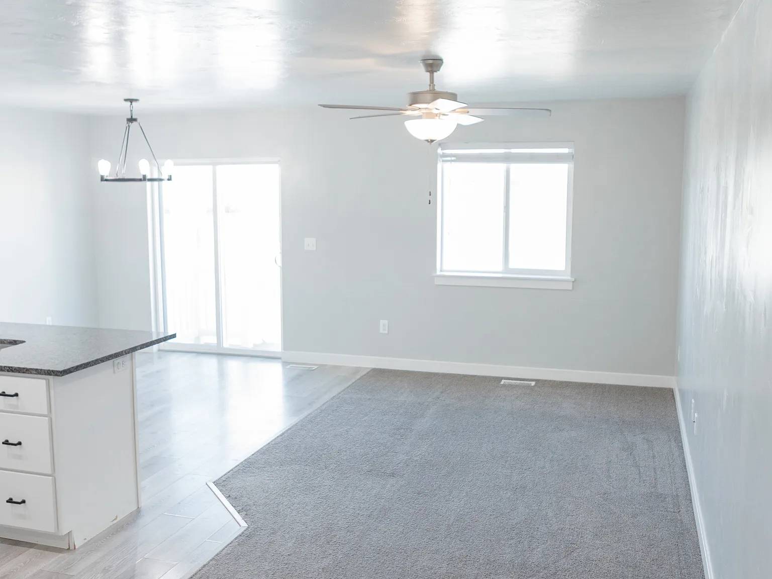 4 bed, 3.5 bath, 2270 sqft, $2,200 — Photo 4
