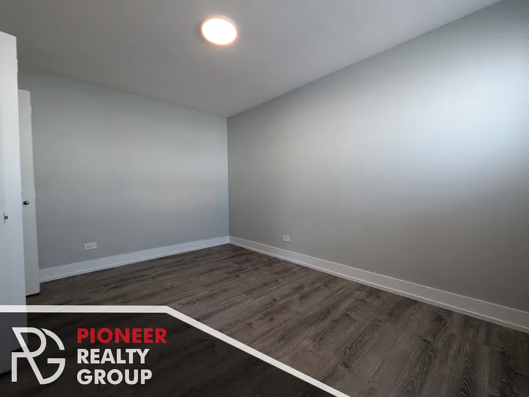 503 W Barry Ave #445-514 — Photo 2