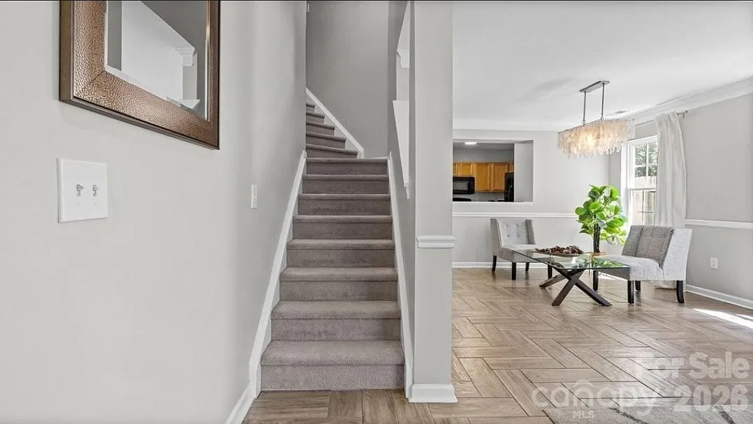 3 bed, 2.5 bath, 1800 sqft, $2,750 — Photo 3