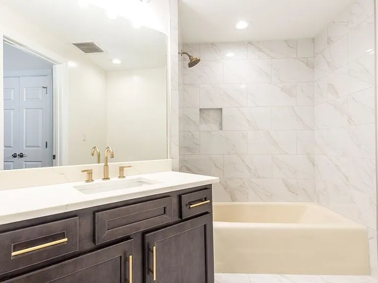 95 S Main St #101 — Photo 11