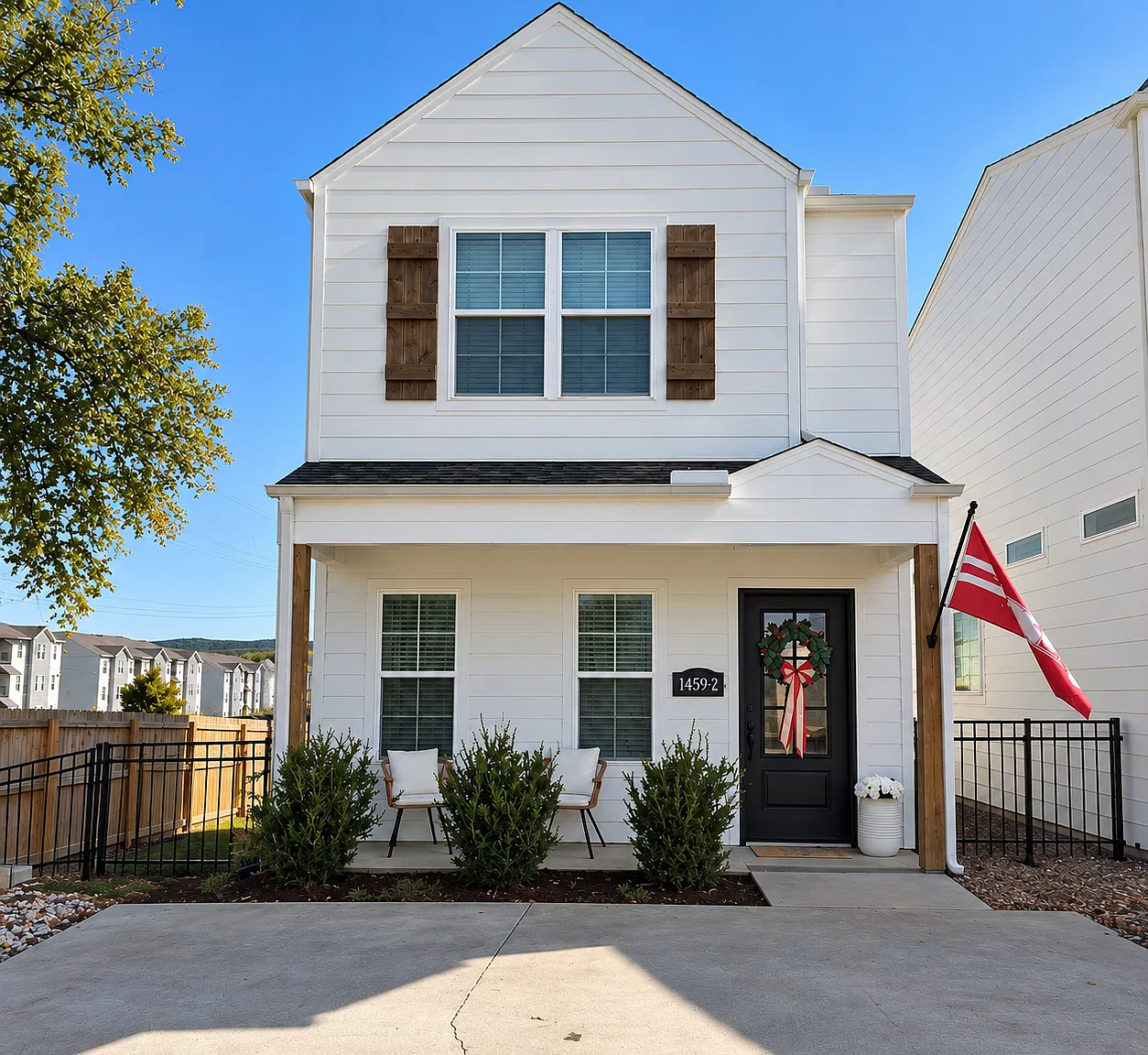 1441 E Huntsville Rd — Photo 1