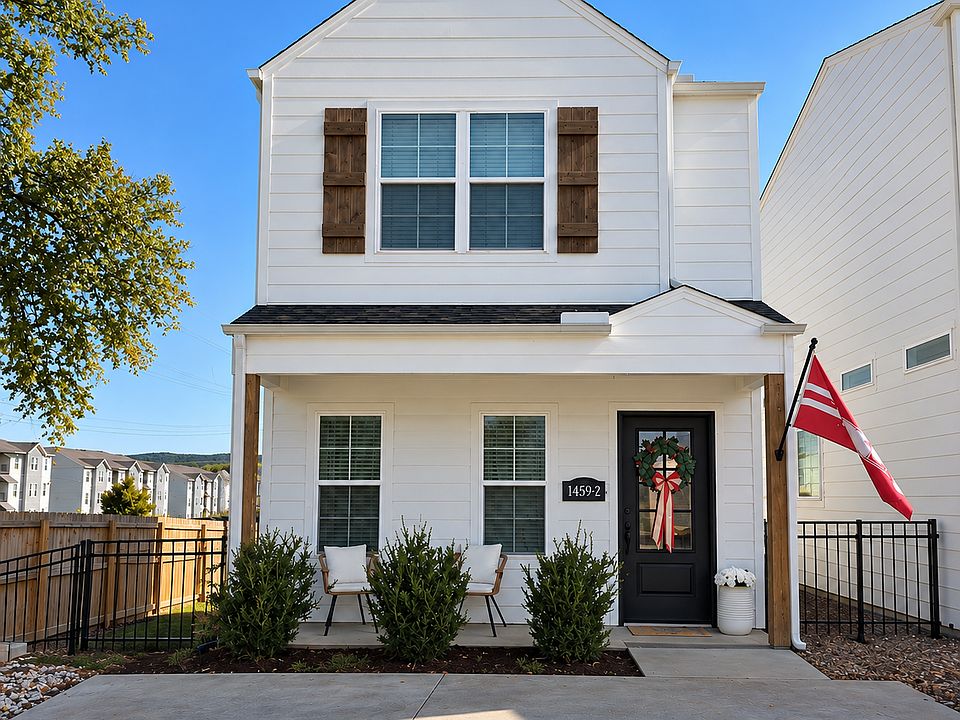1st image of 1441 E Huntsville Rd #2