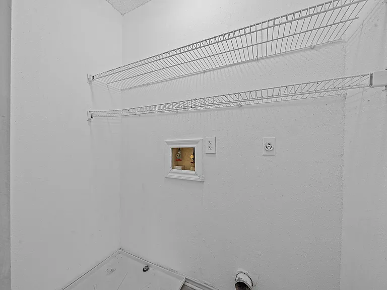 11123 Gatesden Dr — Photo 27