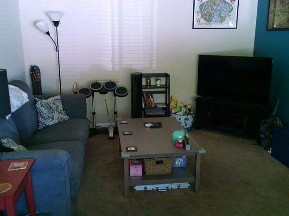 5th image of 6074 Pineland Ave