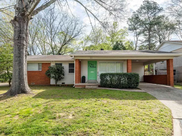 213 1st St, Hot Springs, AR 71913