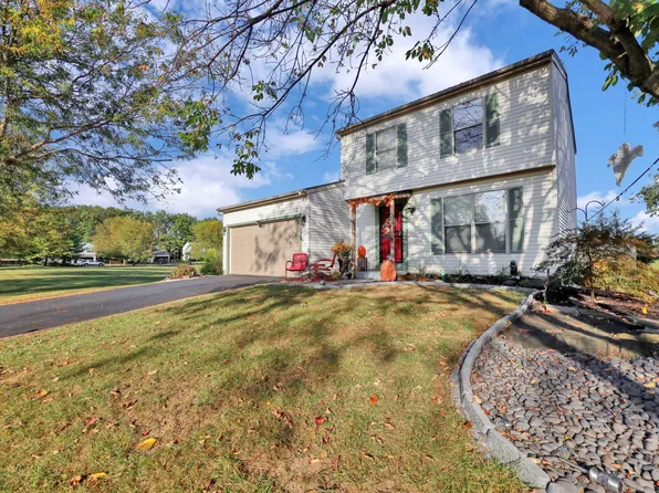 518 Virginia St, Ashville, OH 43103