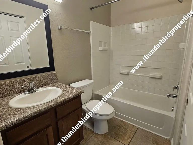 4322 4th St NW — Photo 6