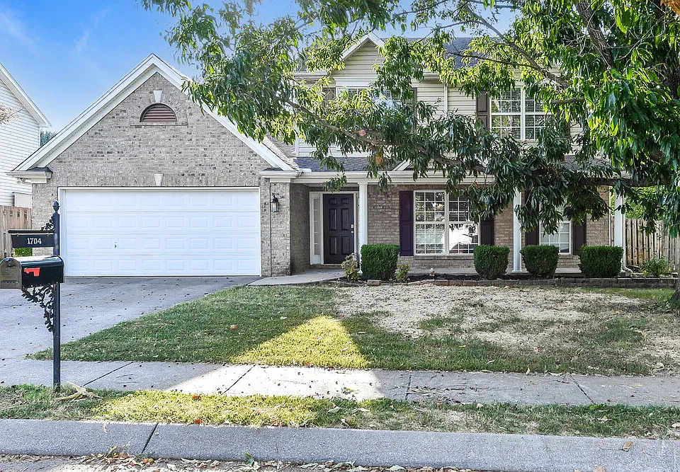 1704 Emma Cir