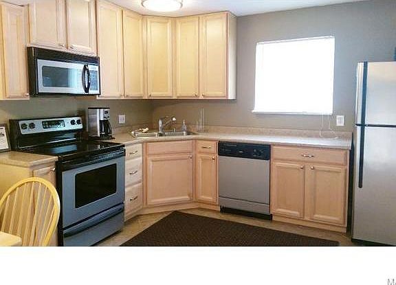 2nd image of 10005 Isabelle Ct