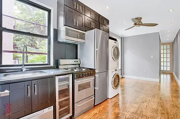 Rented by REAL New York | media 2