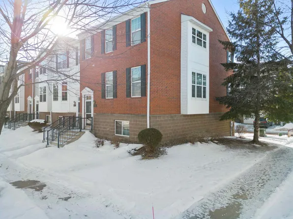 6760 158th St W, Apple Valley, MN 55124