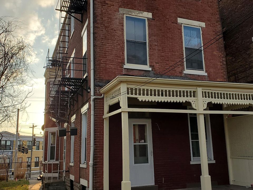 1st image of 2944 Burlington Pl #2