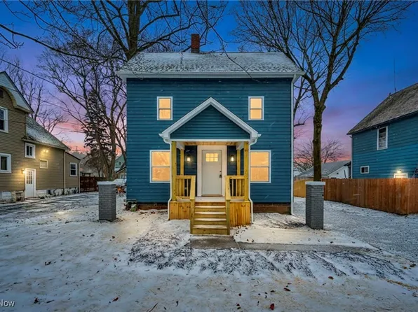 112 Grove Dr, Ashtabula, OH 44004