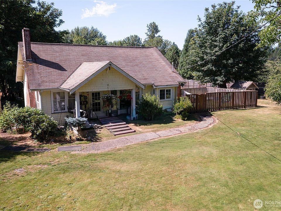 1st image of 5411 62nd Avenue SW