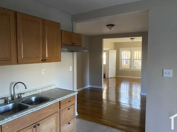 178 Belmont Ave #1, Springfield, MA 01108