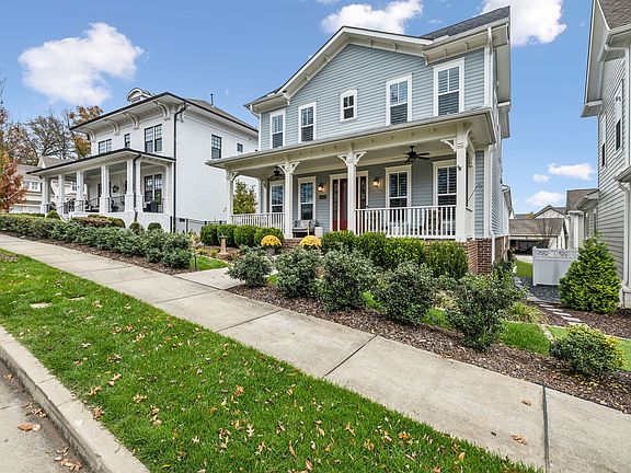3rd image of 642 Lockwood Ln