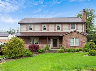 207 Church Dr, Coraopolis, PA 15108