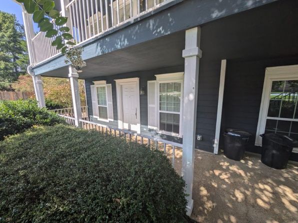 1064 N Montgomery St APT A, Starkville, MS 39759 – 1-bedroom rental in Starkville