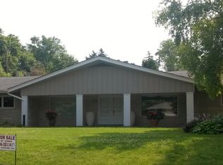8616 N Seneca Rd, Fox Point, WI 53217