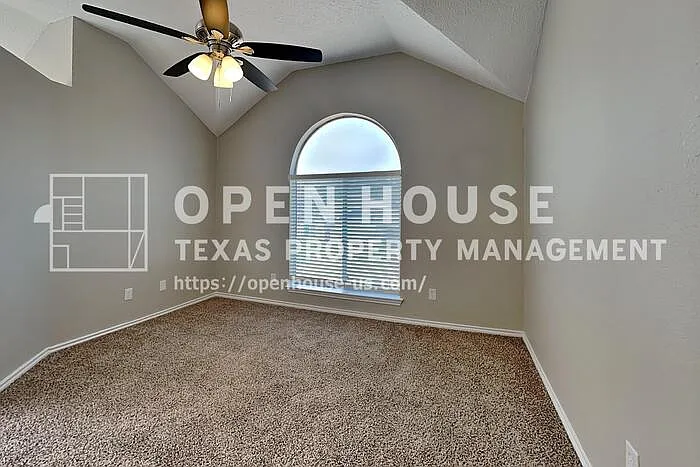 8836 Mystic Trl — Photo 10