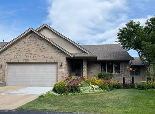 534 Katherine Cir, Dekalb, IL 60115