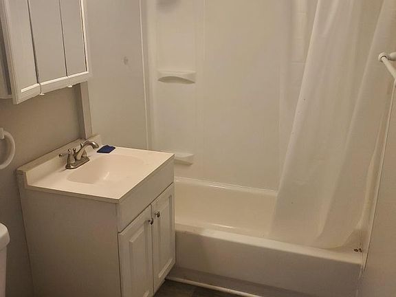 5th image of 812 N Sarah St