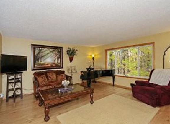 5th image of 19907 Viking Blvd NE