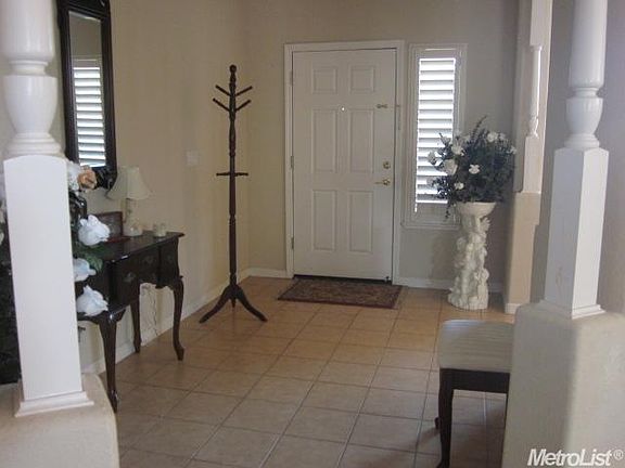 2nd image of 1553 Sophie Ln