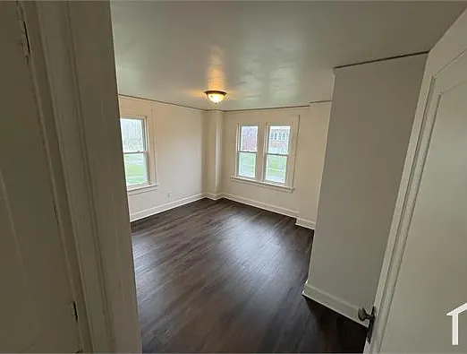 123 Ellenwood Ave — Photo 10