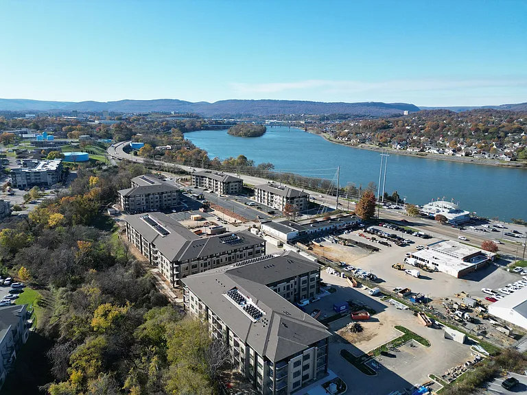 District at Riverside Apartments — Photo 57