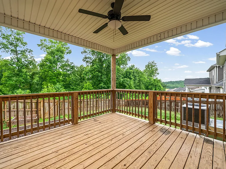 1042 Winesap Rd — Photo 36