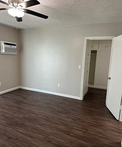 950 Palmbrook Dr — Photo 21