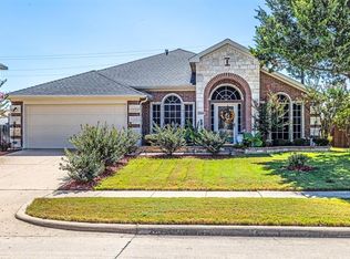1359 Calvert Dr, Cedar Hill, TX 75104