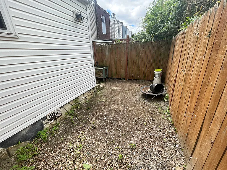 3092 Memphis St — Photo 22