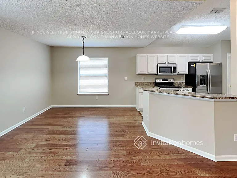 1511 Beecher Ln — Photo 6