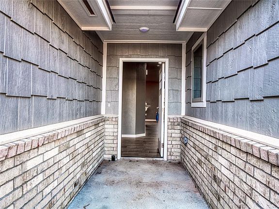 3rd image of 1837 W Blake Court Way