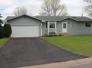 8085 Jasmine Ave S, Cottage Grove, MN 55016