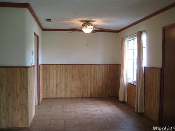 3rd image of 5104 63rd St