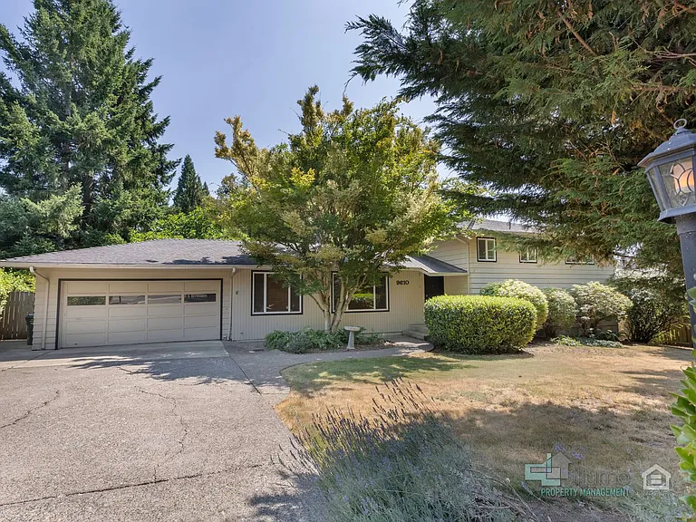 9610 SW Washington Pl — Photo 3