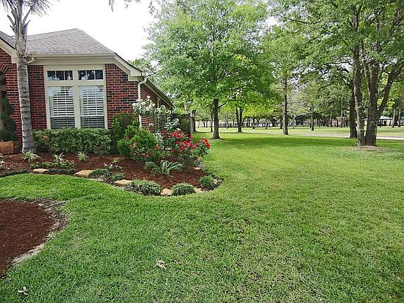 Adjacent To A Playground, Green Space & Neighborhood Swimming Pool