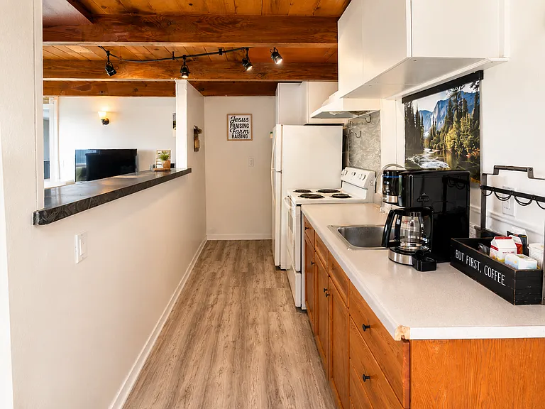 24488 Mohr Dr — Photo 8